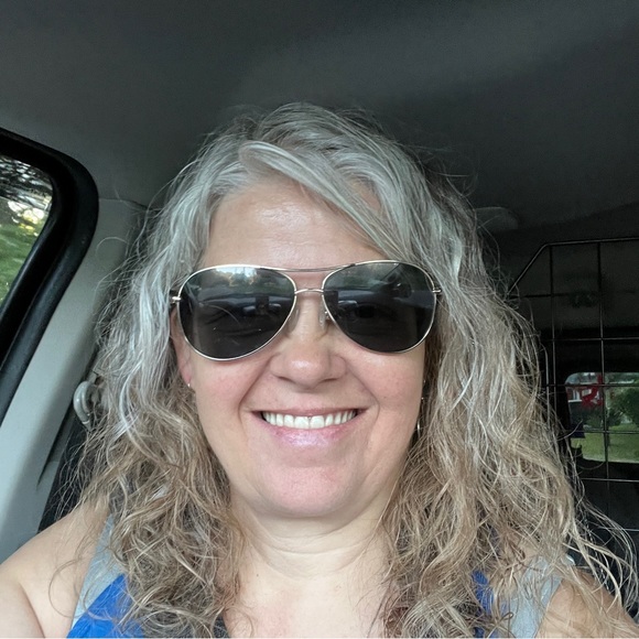 Meet the Posher Other - Meet your Posher, Cheryl